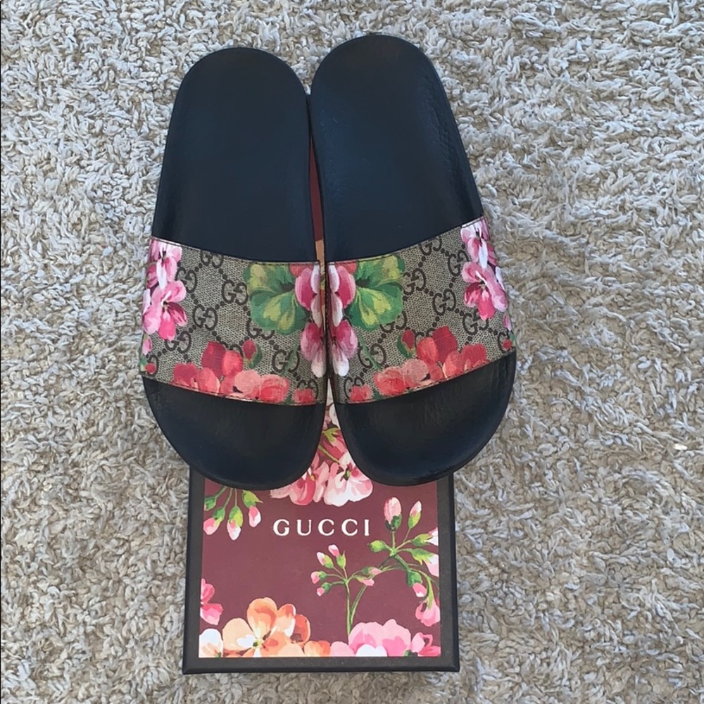 Gucci slides